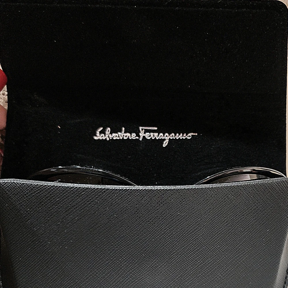 Salvatore Ferragamo Butterfly Sunglasses(SF744SLA) With Case 59MM - Picture 10 of 17